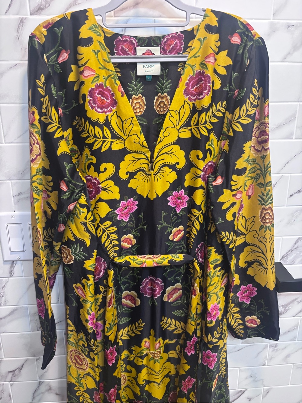 Farm Rio tie waist dress - Picture 2 of 3